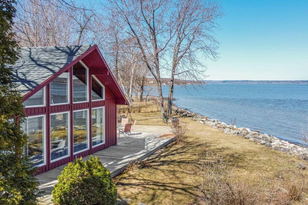 Lieu d'évasion convivial dans un environnement paradisiaque à vendre pour 229 000$