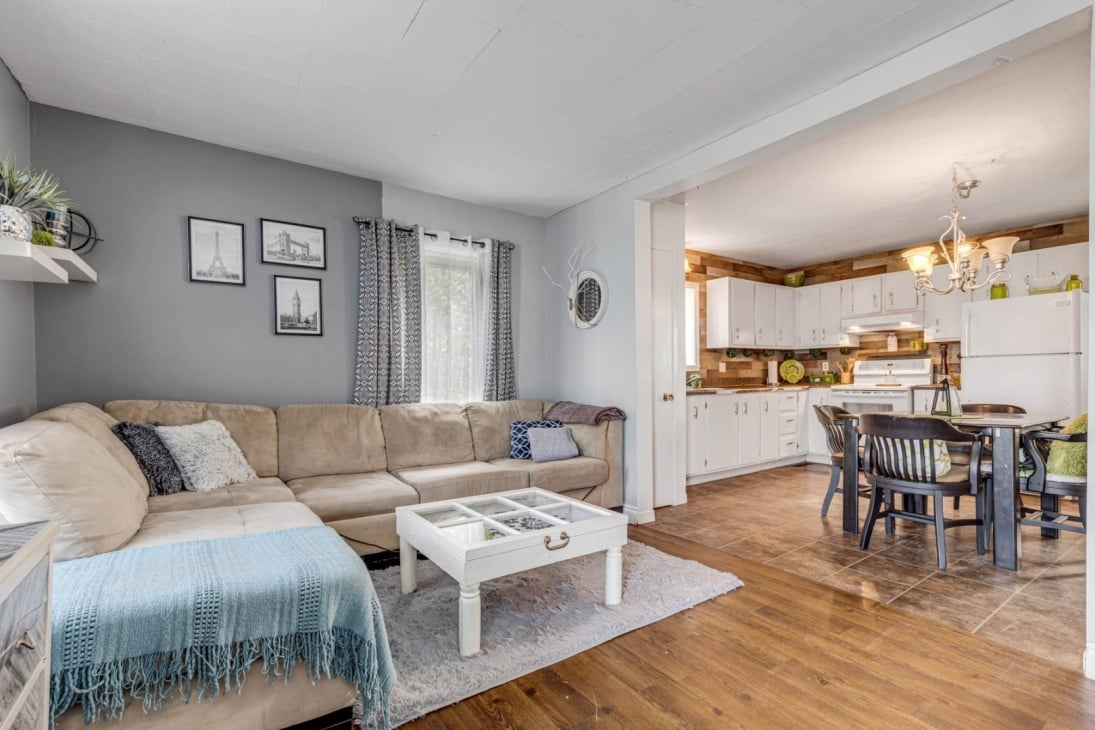 Charmante maison de 4 chambres à coucher à vendre pour 99 000 $