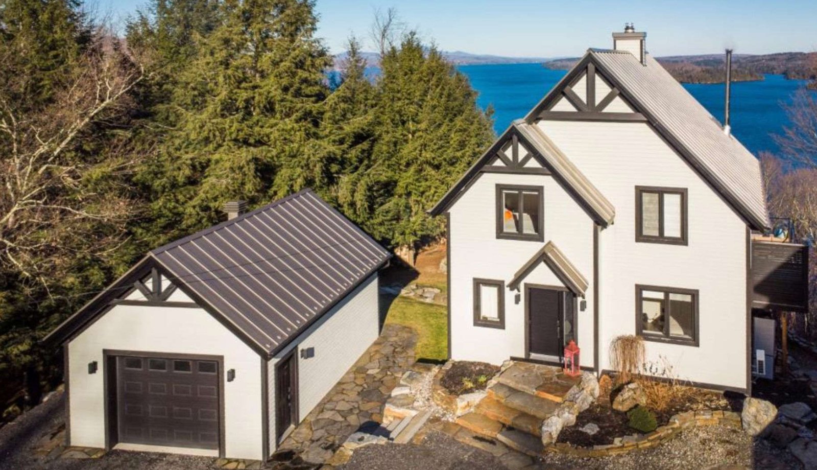 Cocon douillet vous offrant 4 chambres à coucher, 3 salles de bain et un emplacement de rêve