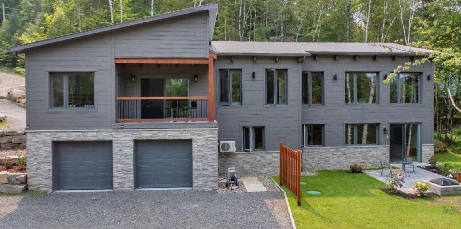 Chalet moderne intergénération à Mont-Tremblant à 10 minutes des pistes de ski