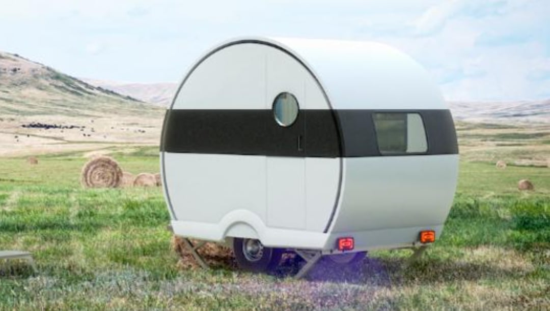 Cette petite caravane double de taille en appuyant simplement sur un bouton 