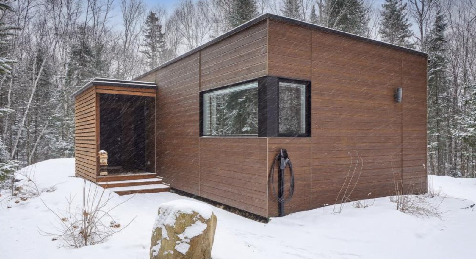 Un microloft ultramoderne attend ses futurs propriétaires dans les Laurentides