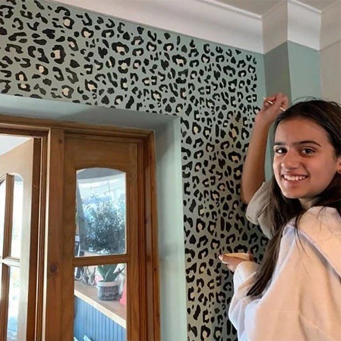 Cette jeune fille de 12 ans a transformé sa maison familiale avec un budget d’environ 125 $
