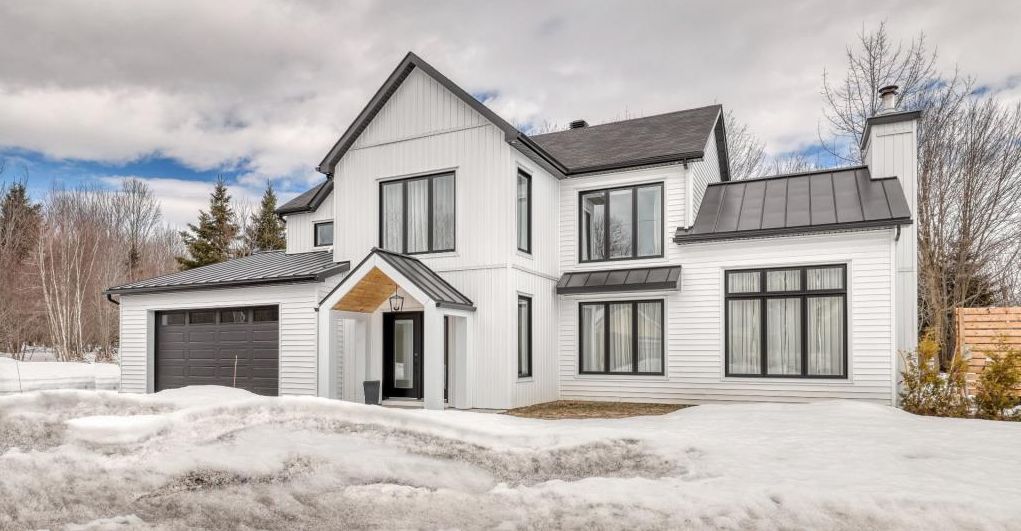 Élégance contemporaine et ambiance chaleureuse: une spacieuse maison qui séduira toute la famille