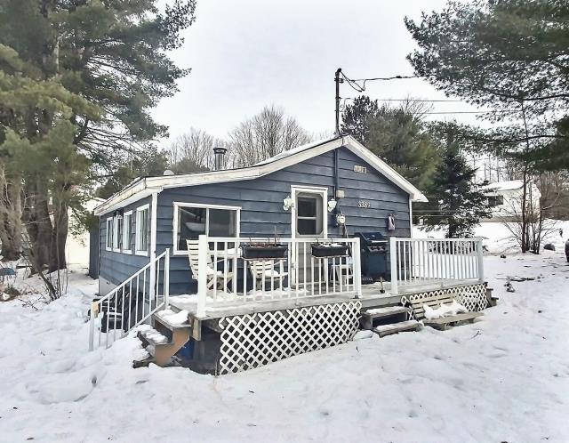 Pied-à-terre meublé et tout douillet au bord de l'eau dans Lanaudière à vendre pour 72 000$