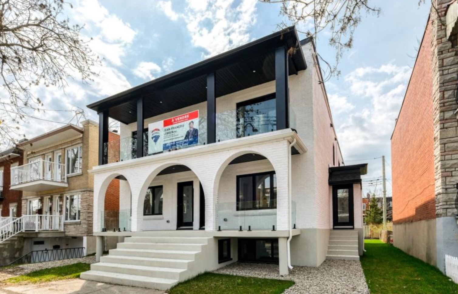 Cette maison tout droit sortie d'un magazine de décoration est à vendre à Montréal