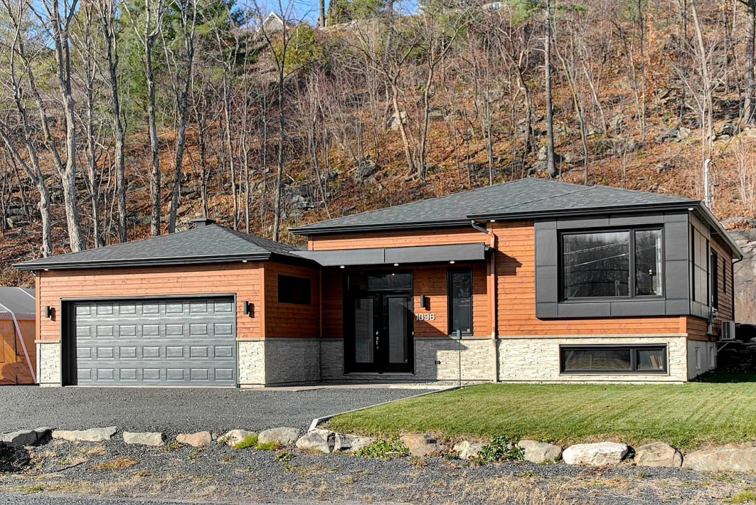 Magnifique demeure contemporaine de 449 000 $