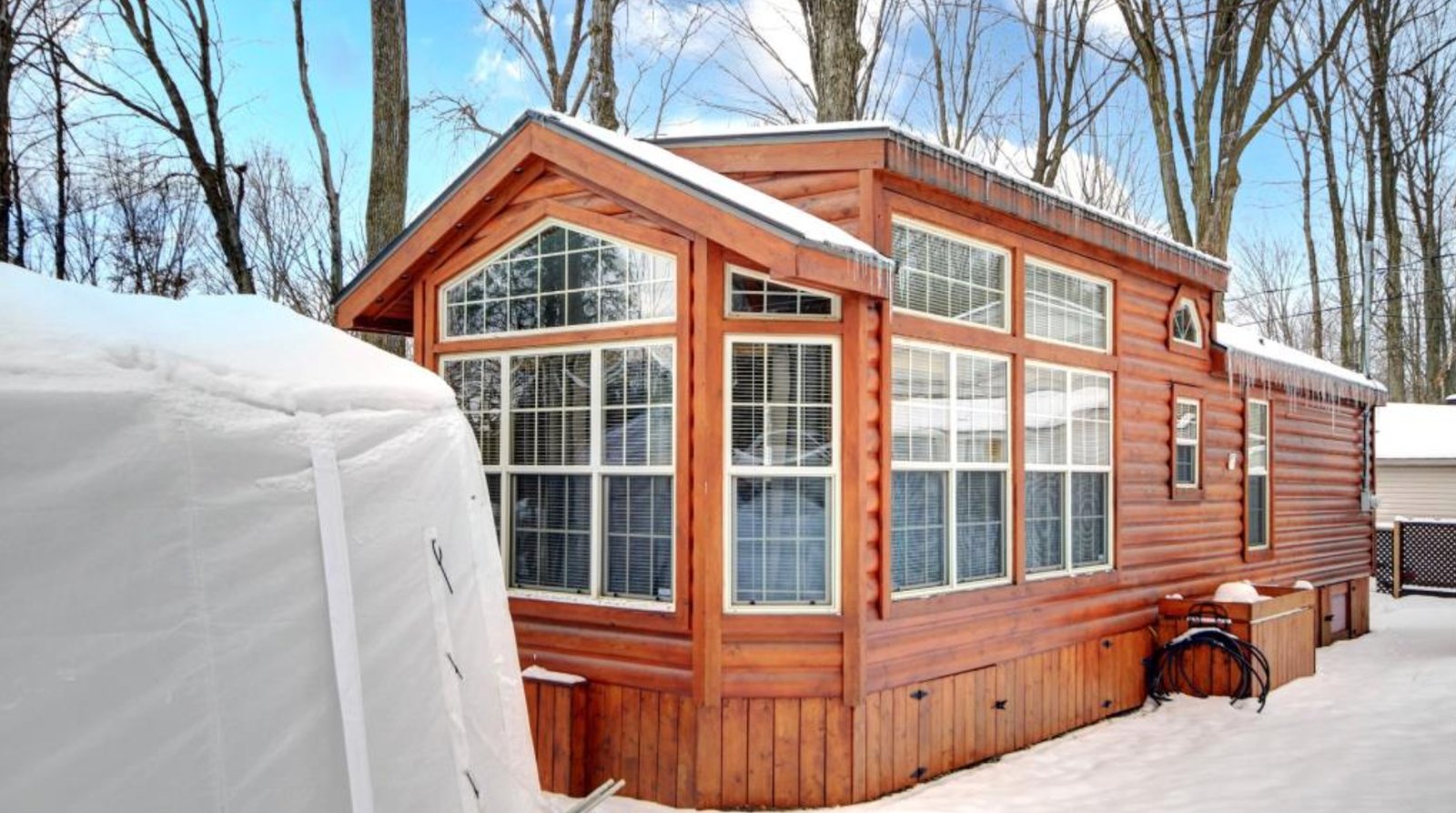 Vendu meublé ! Vivez en pleine nature dans ce chalet pour moins cher qu'un loyer 