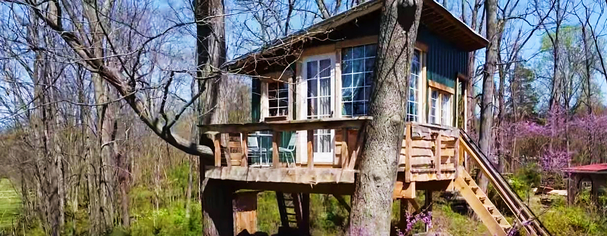Mini maison de rêve fabriquée à la main avec un budget limité