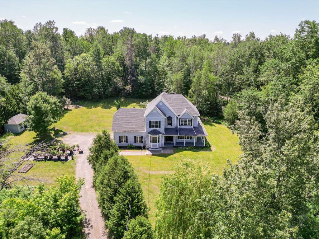 Vous vous sentirez en campagne tout en étant près de la ville dans ce cottage intime