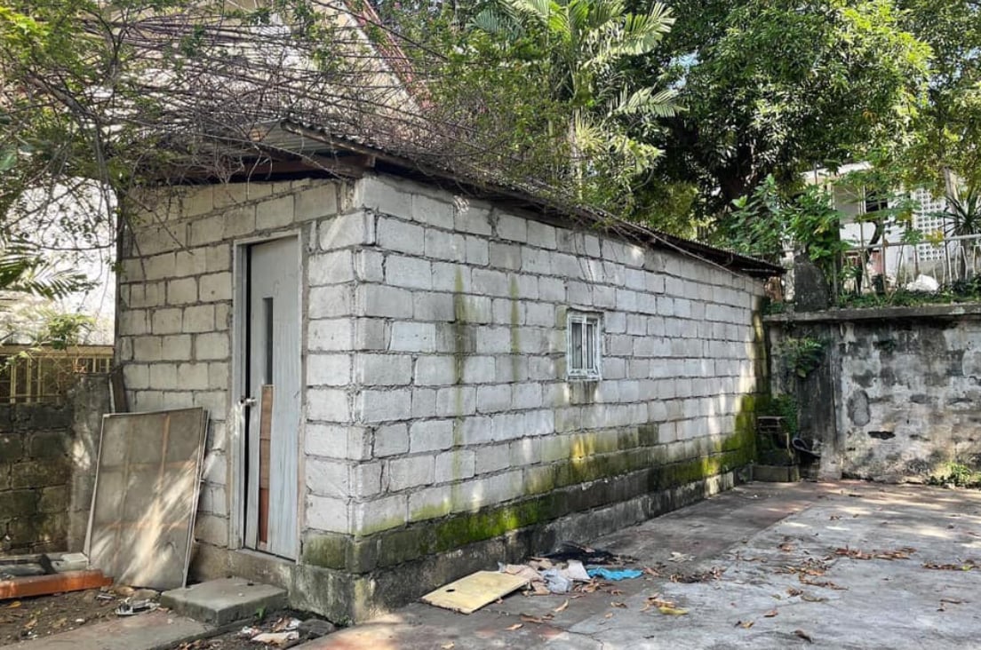 Cet espace miteux a été complètement métamorphosé en magnifique petite maison