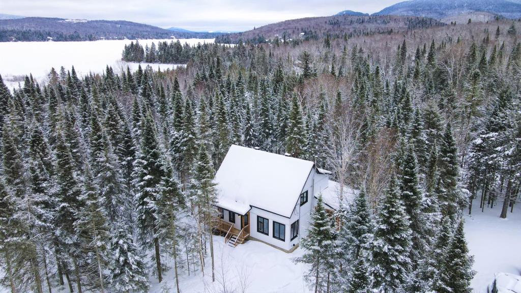Profitez de la nature et du grand air dans cette sublime construction de 2022