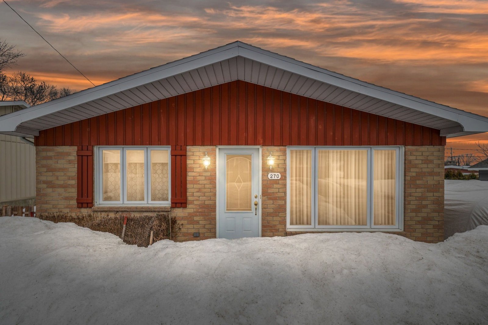 Sympathique maison de 279 900 $ de 4 chambres à coucher