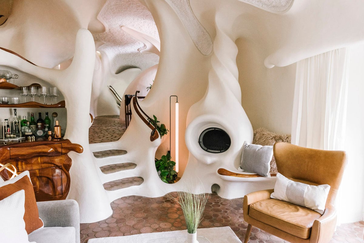 Cette maison fantaisiste offre une évasion magique et unique