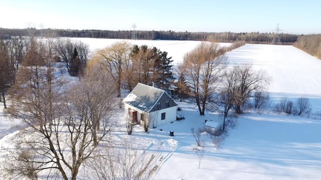 La sérénité à l'état pur! Profitez de la sainte paix dans cette ravissante maison d'époque à 160 000$ 