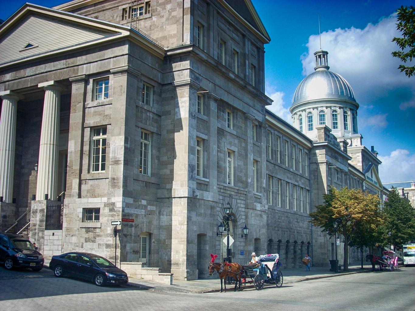 Les 10 villes du Québec où l'achat d'une maison coûte le plus cher en 2024
