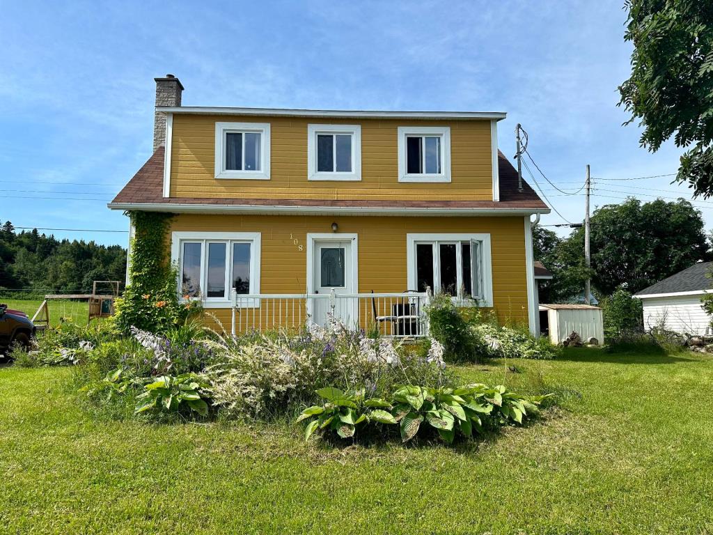 Charmante maison de 3 chambres et 2 salles de bain à 119 500$