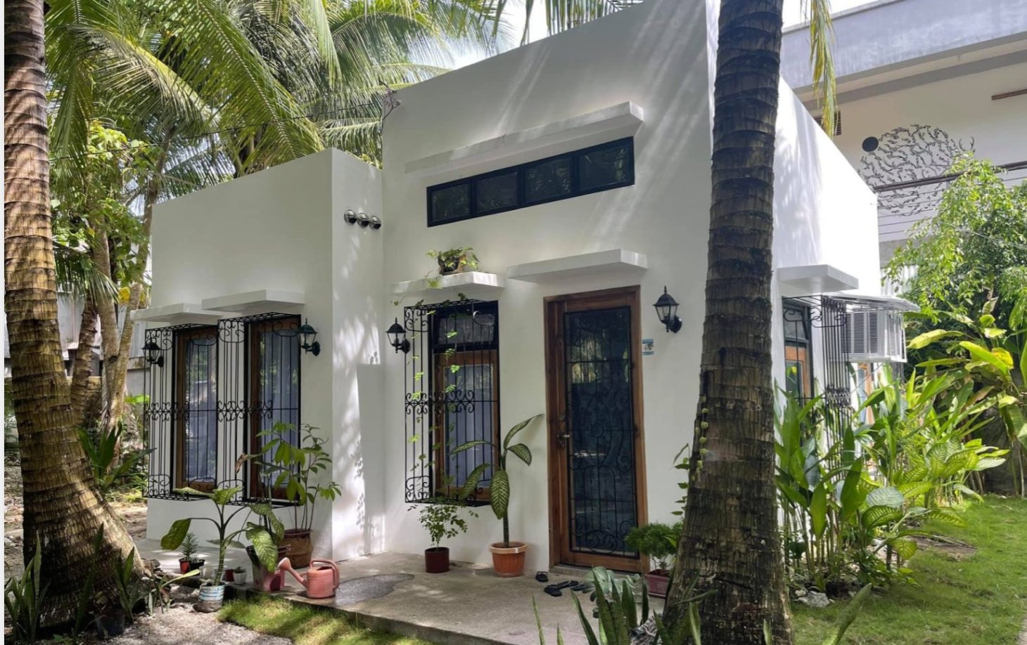 Une famille construit une magnifique minimaison pour moins de 18 000 $