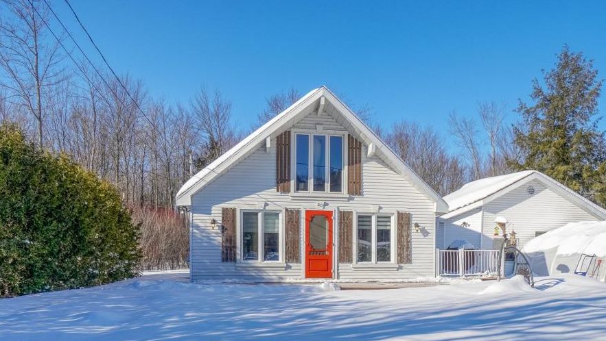 Sympathique cocon douillet de 2 chambre à seulement 159 900$