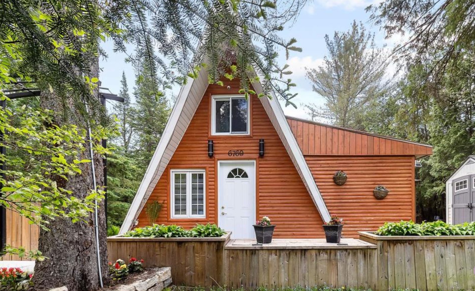 Ce magnifique chalet de 4 chambres à Rawdon n'attend que votre famille