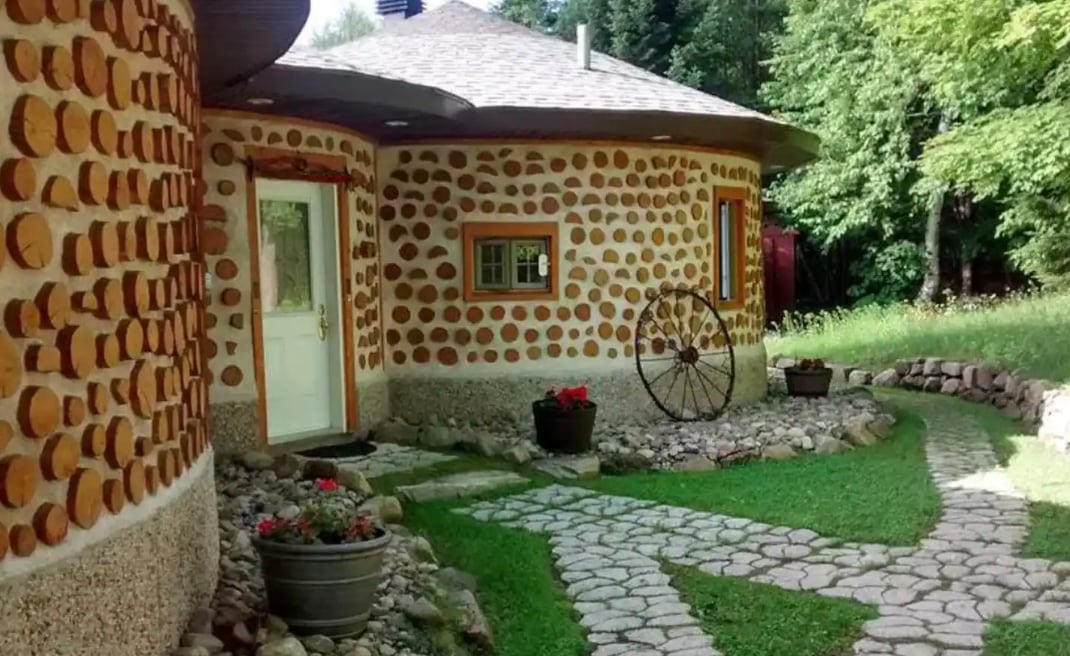 Cette magnifique maison de hobbits n'attend que vous !
