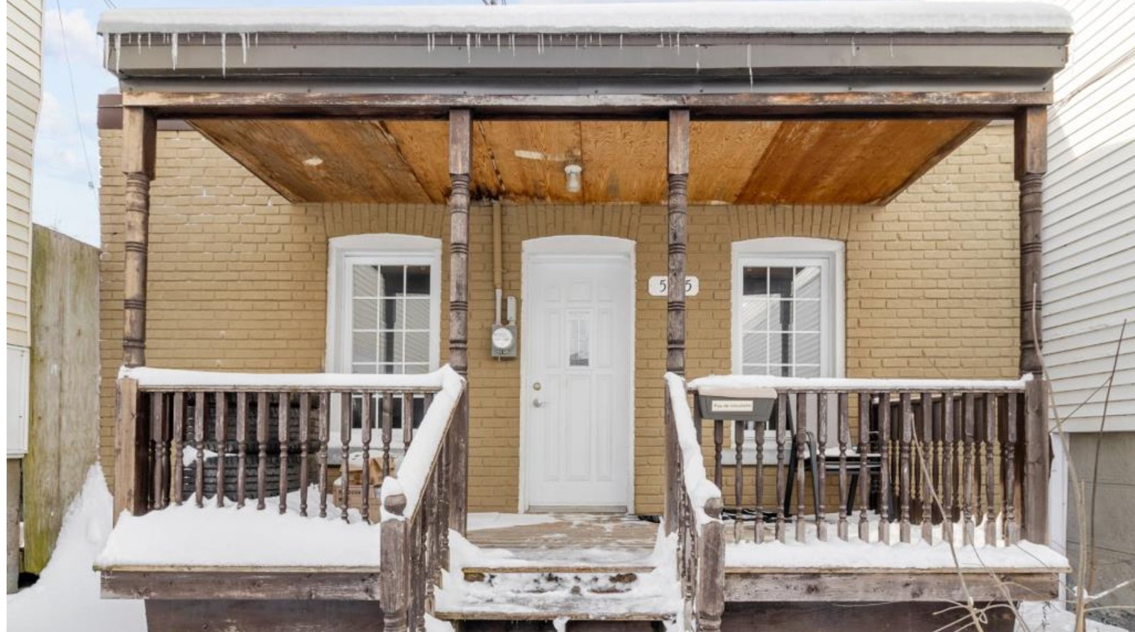 À seulement 20 minutes du centre-ville de Montréal, une magnifique maison à moins de 300 000 $