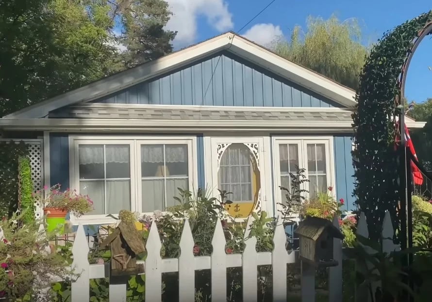 Ils ont créé un petit coin de paradis pour grand-maman dans leur jardin et le résultat est impressionnant