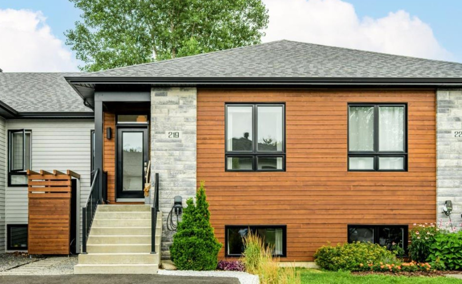 Coquette maison moderne en copropriété qui a tout pour plaire