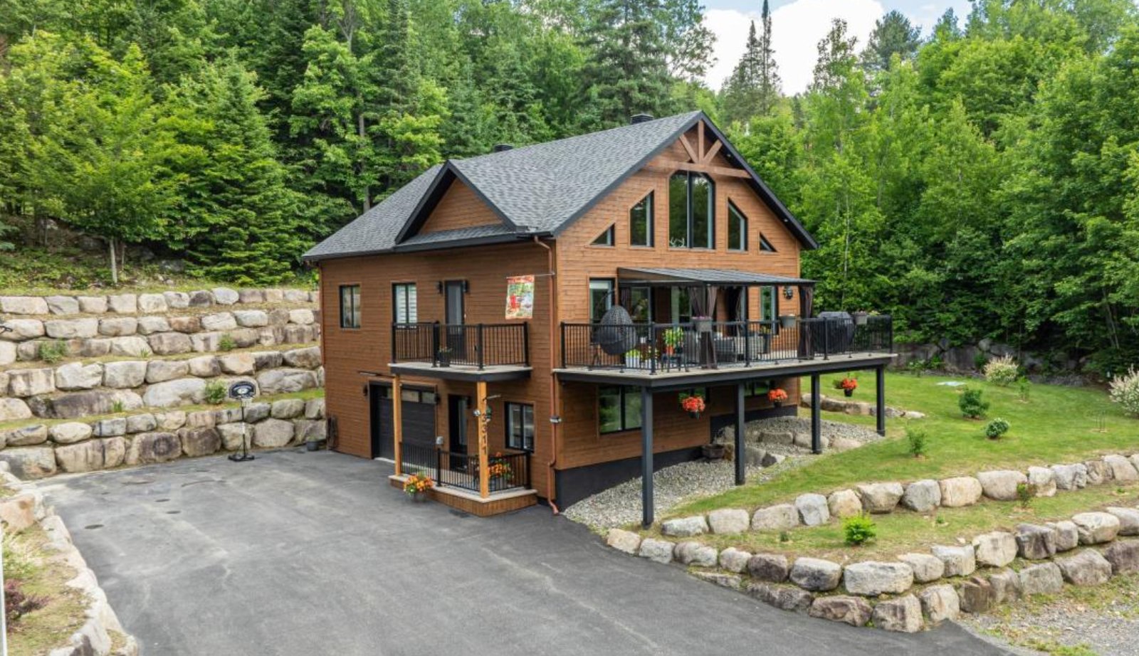 Chalet lumineux et chaleureux en pleine nature