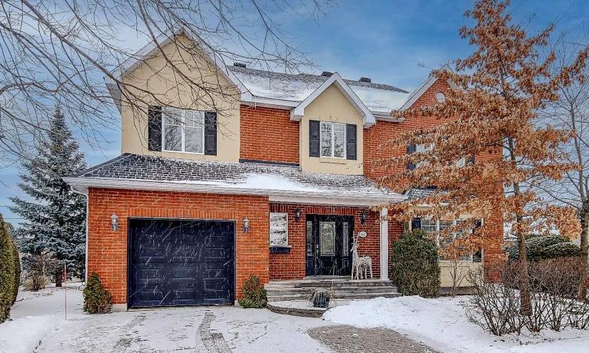 La perle rare! Somptueuse résidence familiale de 17 pièces à moins de 30 mins de Montréal