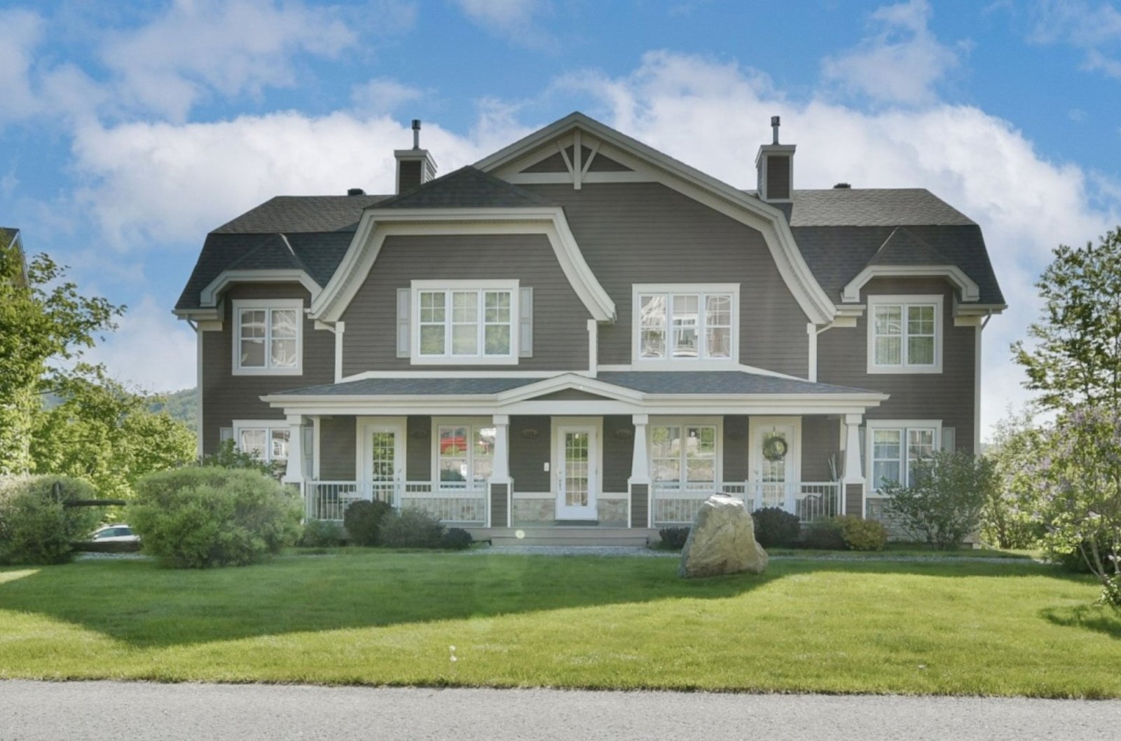 Magnifique condo de Piedmont qui allie confort, commodités et un emplacement privilégié