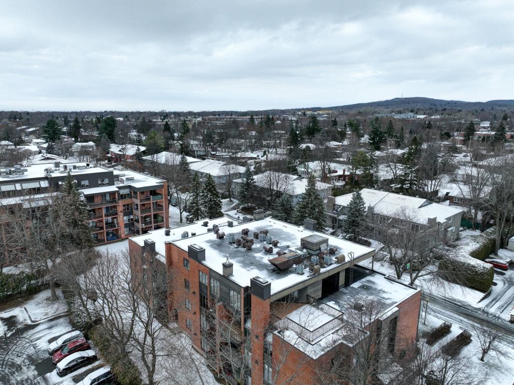 Le plus beau des penthouses se cache dans ce bâtiment d'allure très ordinaire