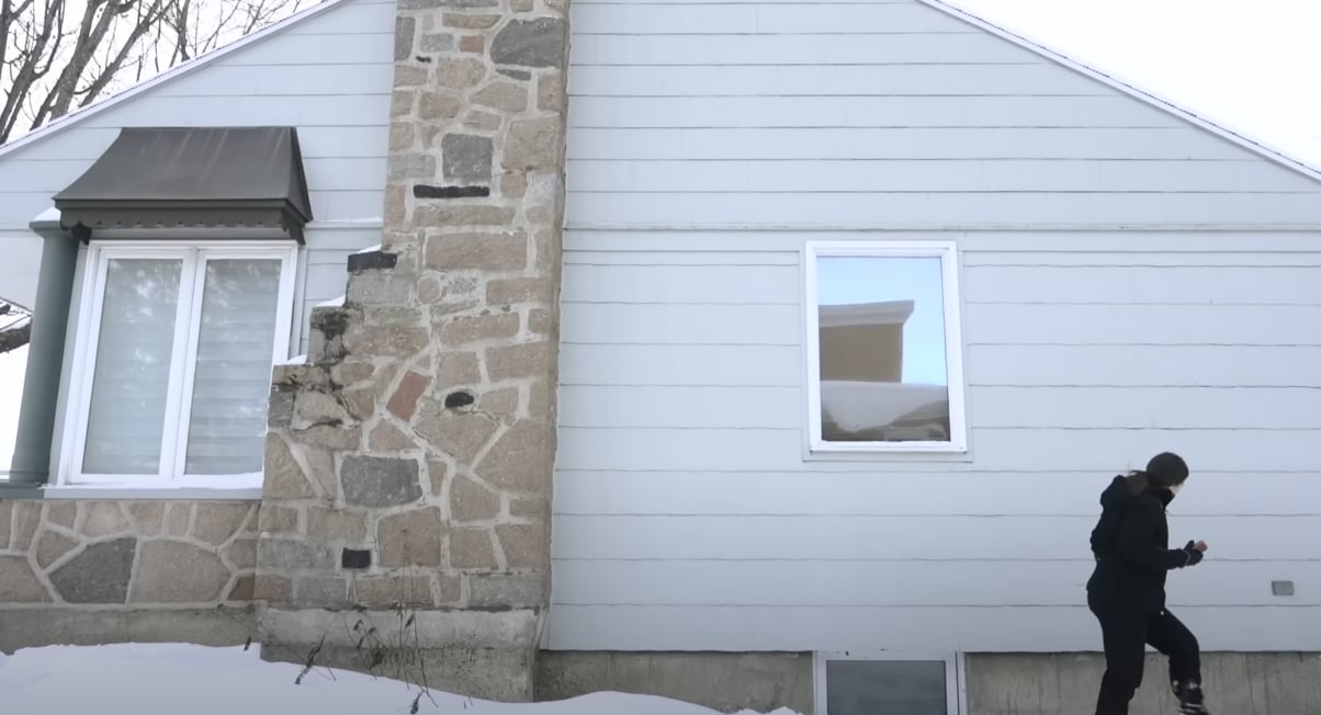 Des courtiers immobiliers empêchent des inspecteurs de bien travailler