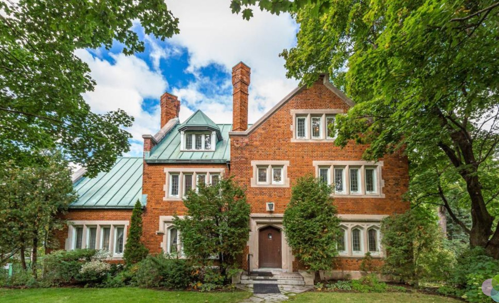 Cette maison à vendre à Montréal donne l'impression d'être dans le jeu Clue