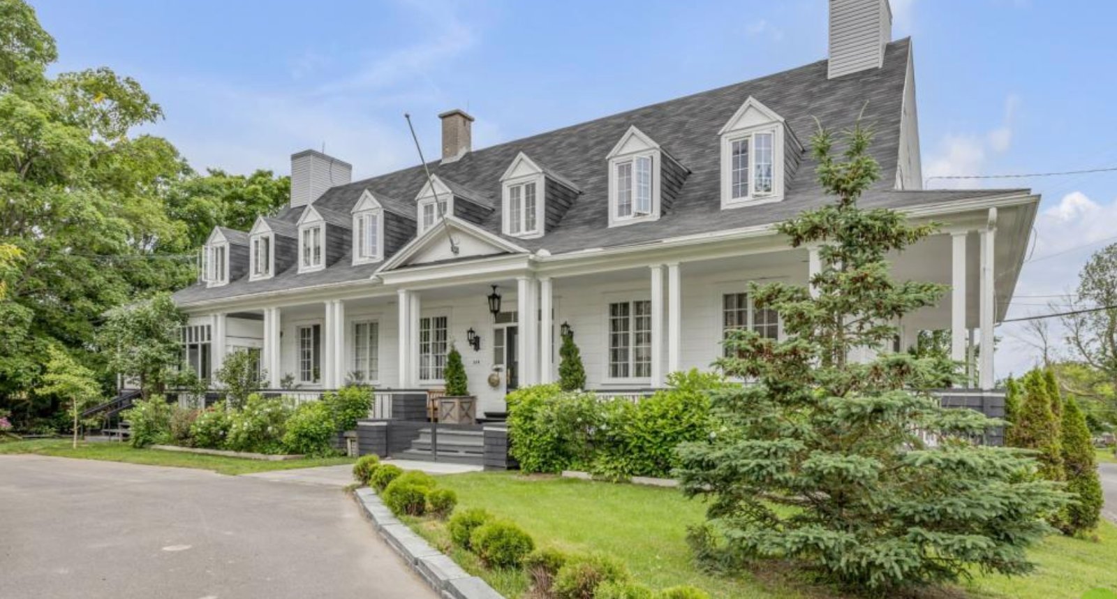 Imposante belle maison centenaire d'autrefois idéale pour une famille nombreuse