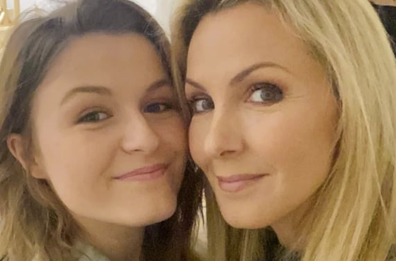 Véronique Cloutier s'adresse à sa fille Delphine pour souligner un important moment