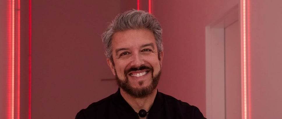 Jean Airoldi fait de rares confidences au sujet de son divorce dans une touchante entrevue