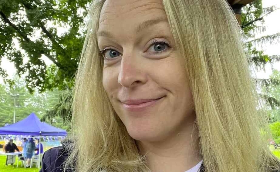 Annie Villeneuve souligne le 10e anniversaire de sa fille en partageant une adorable photo