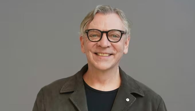 Voici quand débutera le nouveau talk-show de Marc Labrèche à Noovo 