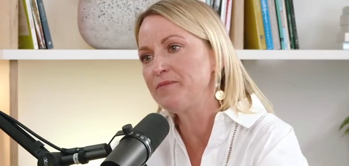 «Ça a été tellement violent!» Émily Bégin craque en parlant des crises médiatiques de Guillaume Lemay-Thivierge