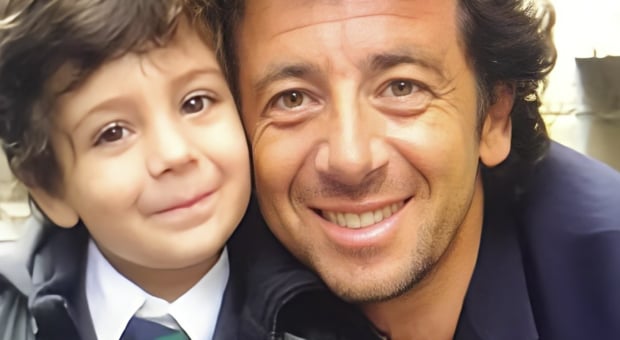Le fils de Patrick Bruel a maintenant 19 ans et il ressemble tellement à son père