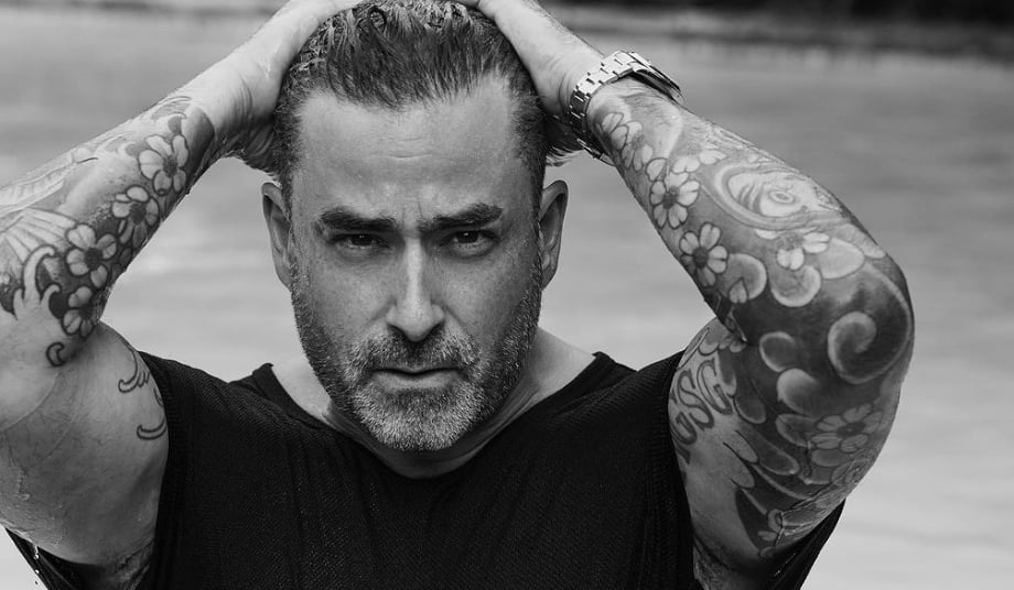 Benoît Gagnon dévoile son look à la James Bond et il est plus sexy que jamais