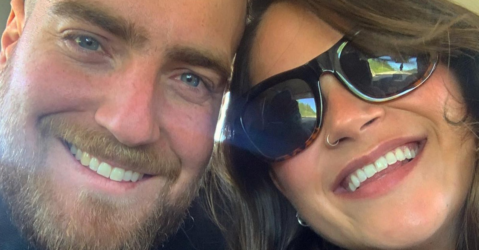 Phil Roy attendrit la toile avec une sublime photo de son nouveau-né