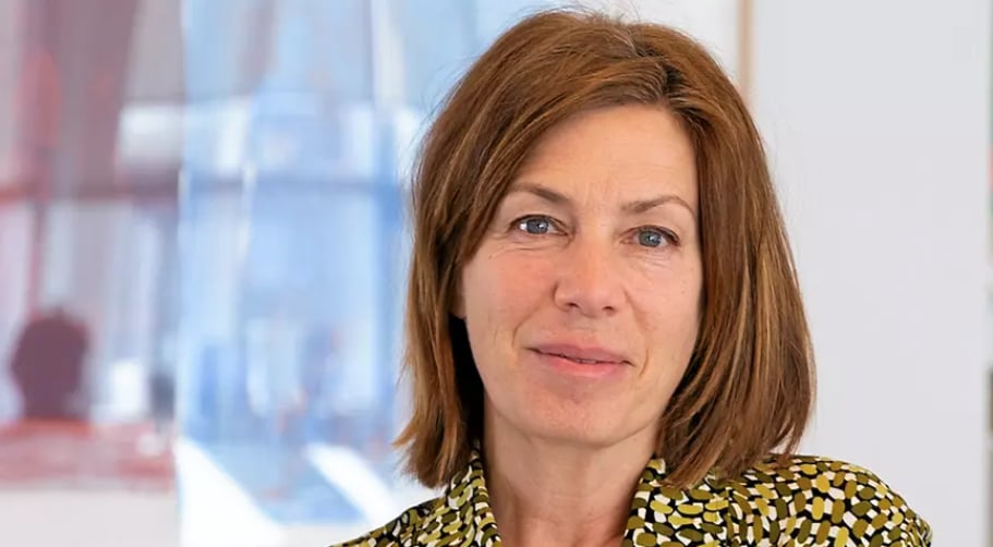 Céline Bonnier réplique à ceux qui critiquent la différence d'âge entre elle et son amoureux
