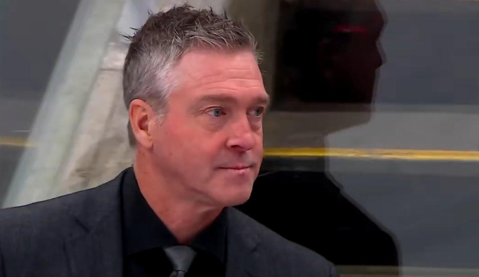 En plein match, Patrick Roy pose un geste qui fait sourire tous les Québécois