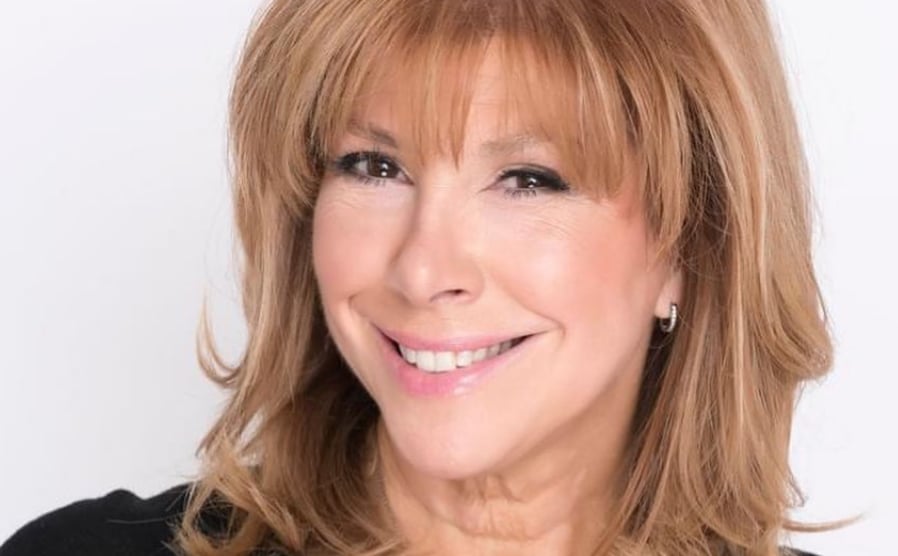Chantal Lacroix partage une vidéo de sa maison qui se fait démolir et peut enfin tourner la page