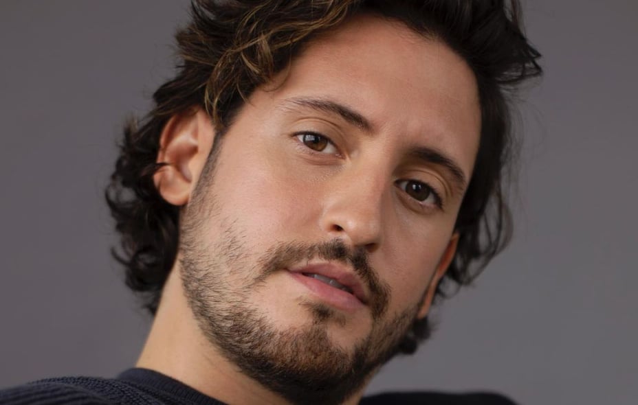 Lou-Pascal Tremblay de STAT est en couple avec une animatrice bien connue et ils sont adorables