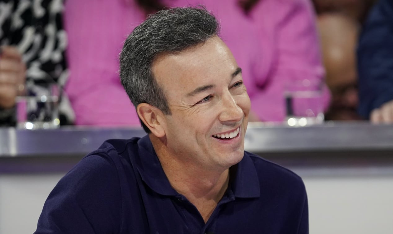Il critique l'entrevue de Luc Poirier à Tout le monde en parle et ce dernier le remet solidement à sa place