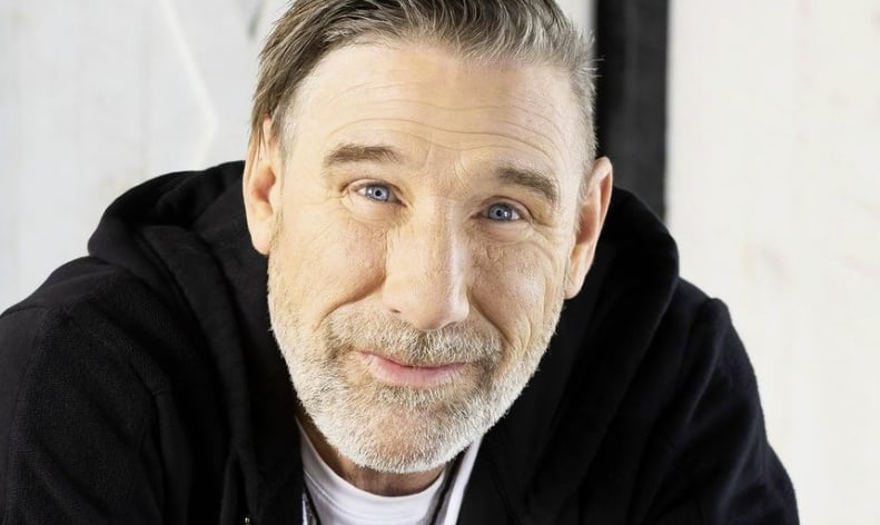 Peter MacLeod pose un beau geste qui fait beaucoup réagir