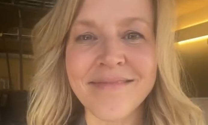 Julie Bélanger partage une superbe photo de couple pour souligner ses 11 ans de mariage